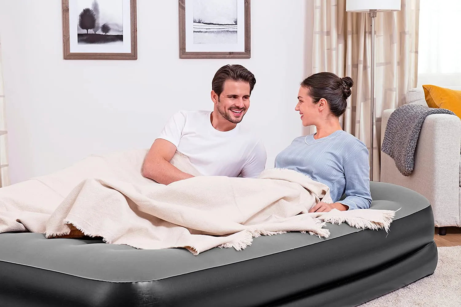 Bestway Queen Airbed with Built-In Electric Pump - Durable Inflatable Bed for Two - 2.03m x 1.52m x