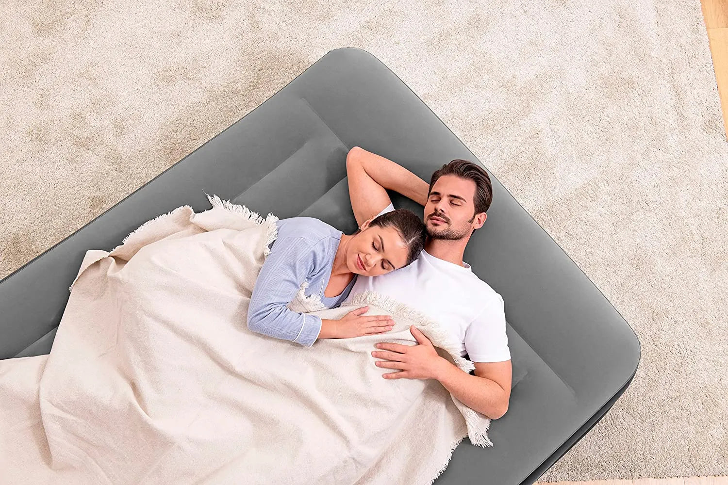 Bestway Queen Airbed with Built-In Electric Pump - Durable Inflatable Bed for Two - 2.03m x 1.52m x