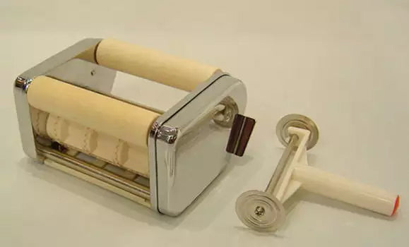 RAF Stainless Steel Ravioli Maker with Adjustable Dough Roller for Homemade Pasta, Dumplings & Samosas