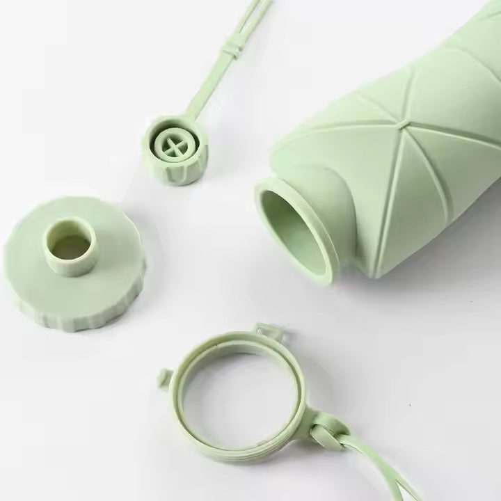 Foldable Silicone Water Bottle for Travel & Outdoor – 600ml | Portable & Compact | Resistant to Heat and Cold