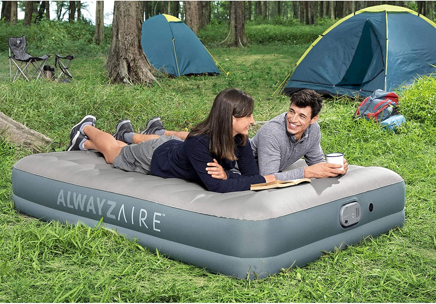 Bestway Inflatable Queen Airbed with Built-In Dual Pump and USB Charger - 2.03 m x 1.52 m x 36 cm
